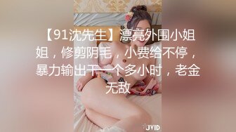 刺激剧情一美女新兵报道和几个帅哥一起锻炼完回到床上就被按在床上群奸双插阴户干的嗷嗷淫叫