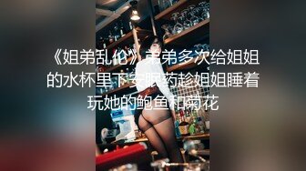 漂亮大奶小姐姐 口的爽 操的更爽 被无套输出 大奶子哗哗