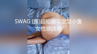 甜甜的骚妹子黑丝诱惑露脸大秀直播，嘴里叼着假鸡巴道具蹂躏骚穴，淫声荡语叫爸爸快来草她的小骚逼高潮不断